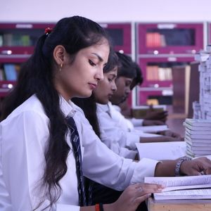 best pharmacy college in lucknow